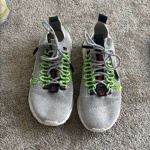 Space Hippie 01 'Electric Green'